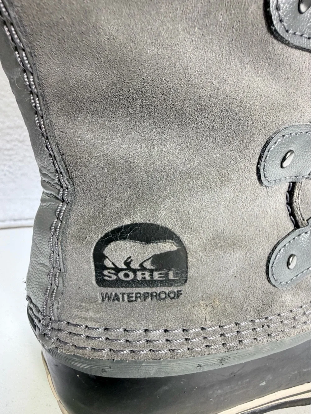 Sorel Joan of Arctic Waterproof Snow Boots Quarry Gray Youth Size 4 winter boots